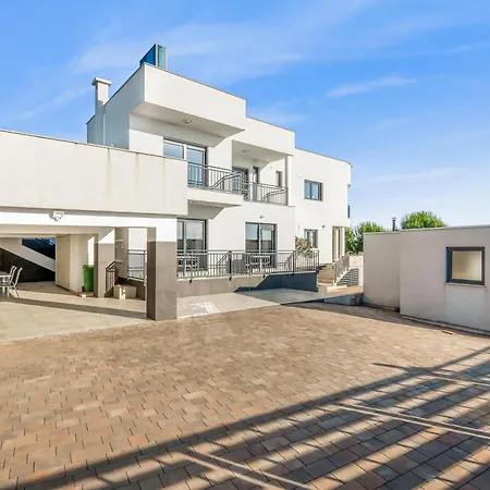 20 Stars - Luxury Group For 20 Guests * Crikvenica